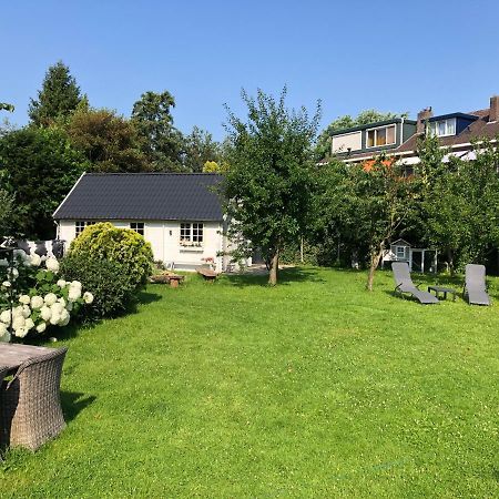 Tiny House In Tuin Van De Statige Villa Mariahof Дордрехт Экстерьер фото